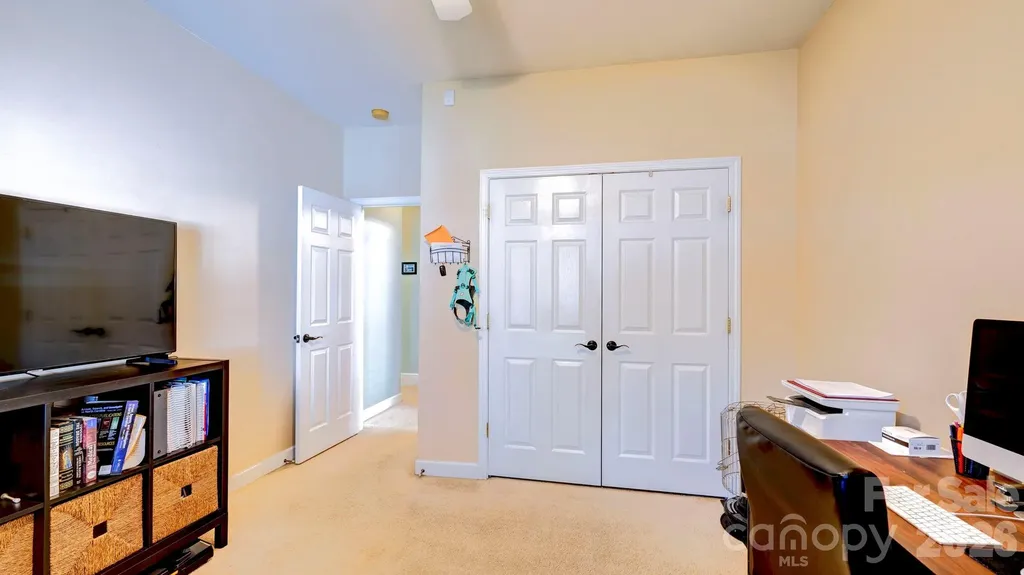 8423 Meadowcreek Village Drive Locust NC 28097
