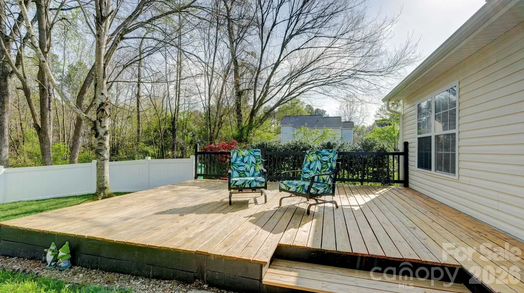 8423 Meadowcreek Village Drive Locust NC 28097