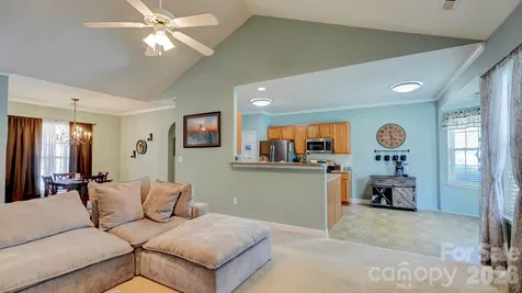 8423 Meadowcreek Village Drive Locust NC 28097
