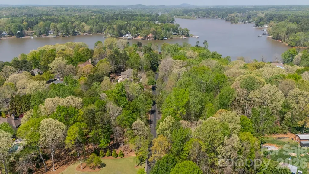 8113 Bay View Lane Belmont NC 28012