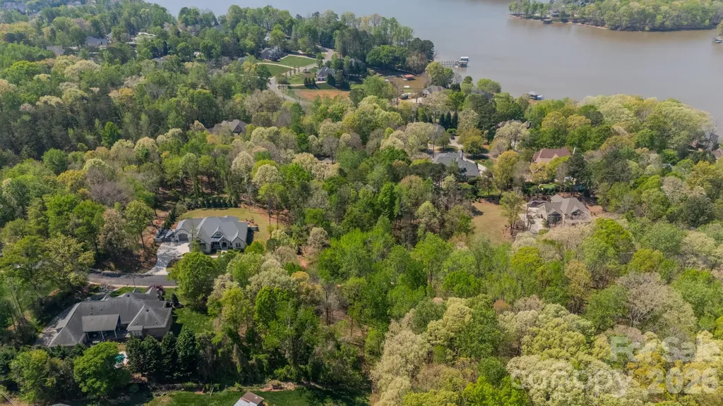 8113 Bay View Lane Belmont NC 28012