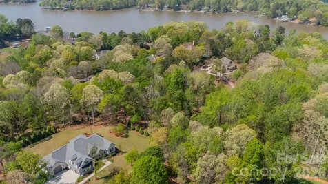 8113 Bay View Lane Belmont NC 28012