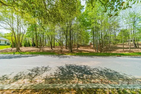 8113 Bay View Lane Belmont NC 28012