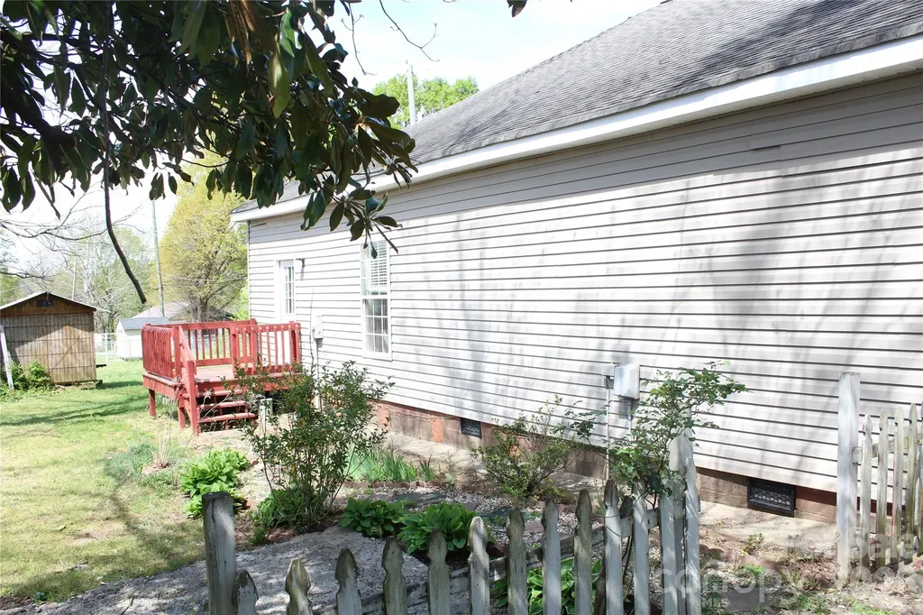 718 Live Oak Street Shelby NC 28151
