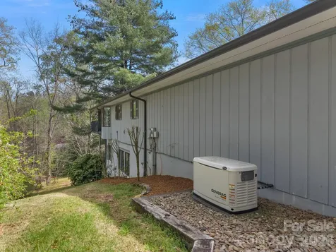 140 Meadowlark Drive Tryon NC 28782