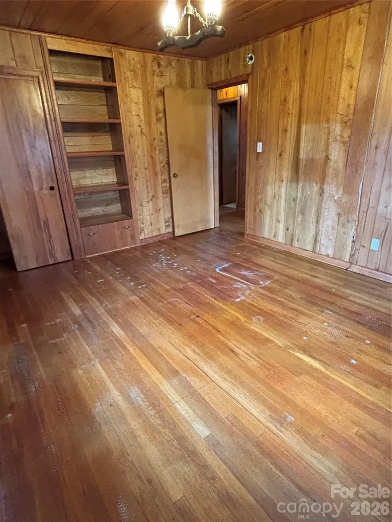 819 N Piedmont Avenue Kings Mountain NC 28086
