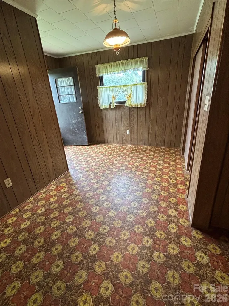 819 N Piedmont Avenue Kings Mountain NC 28086