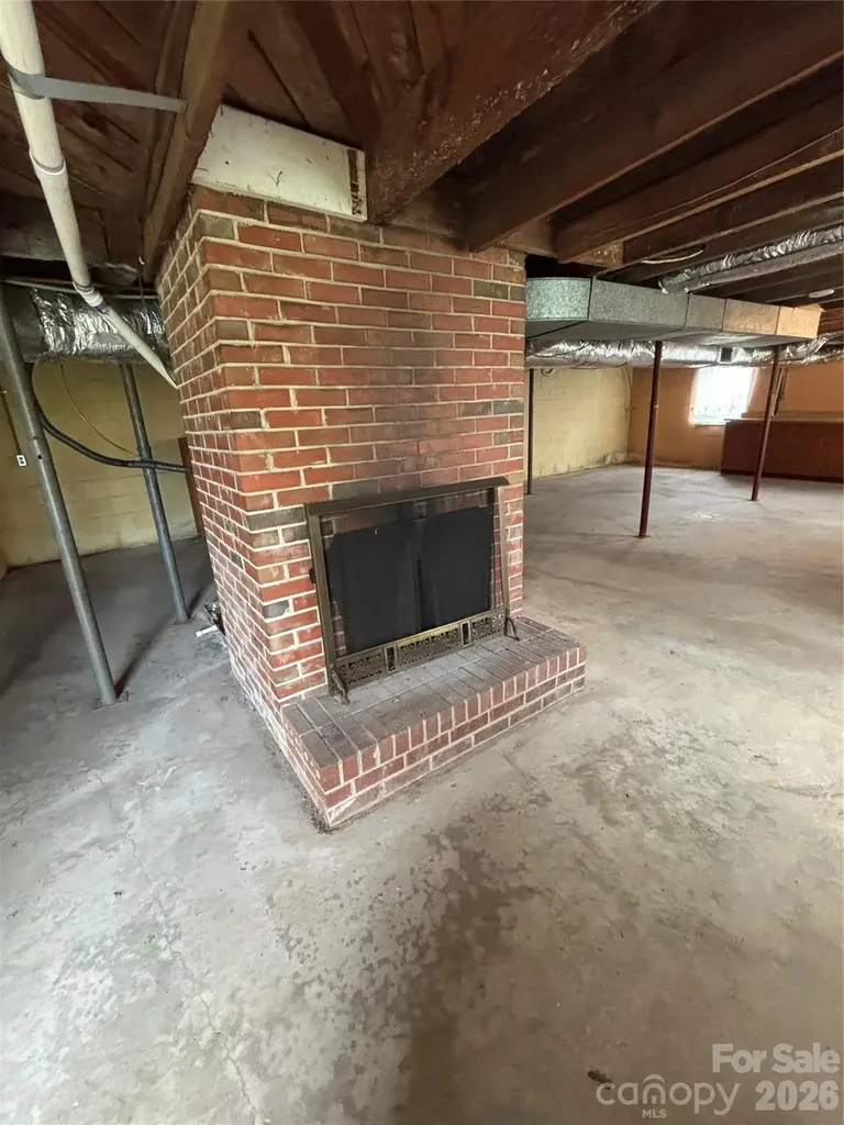 819 N Piedmont Avenue Kings Mountain NC 28086