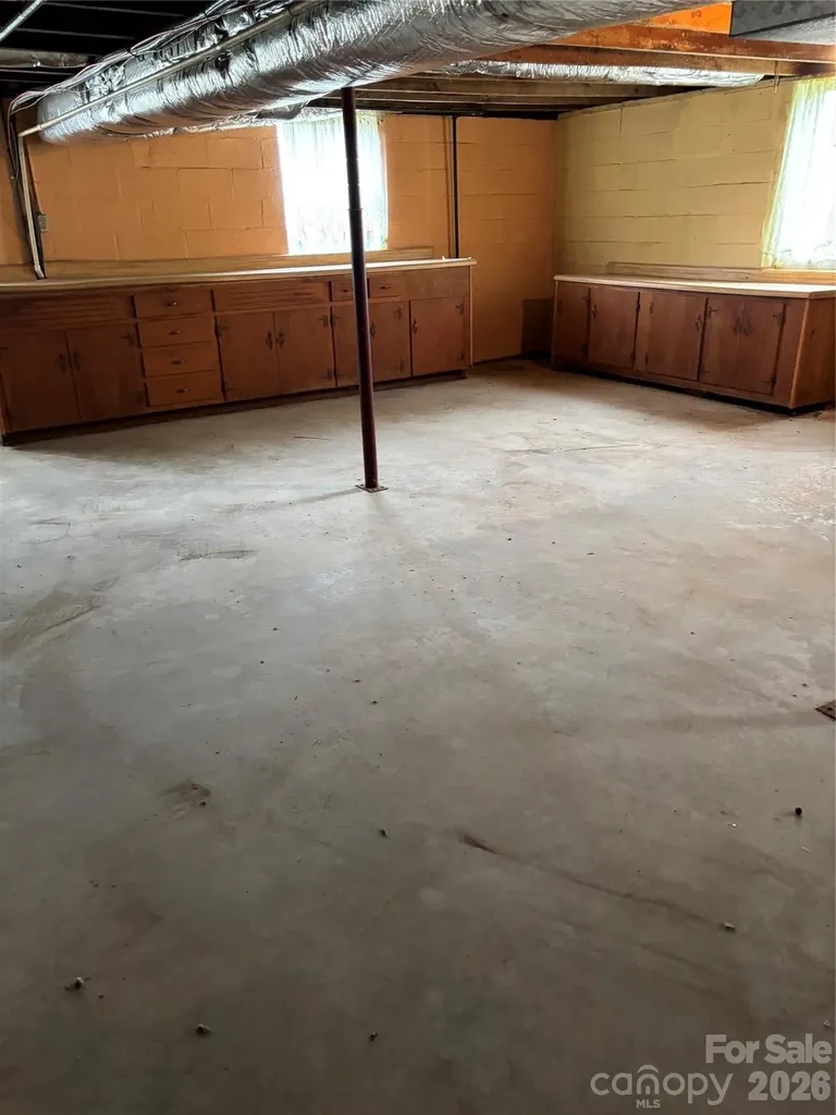 819 N Piedmont Avenue Kings Mountain NC 28086
