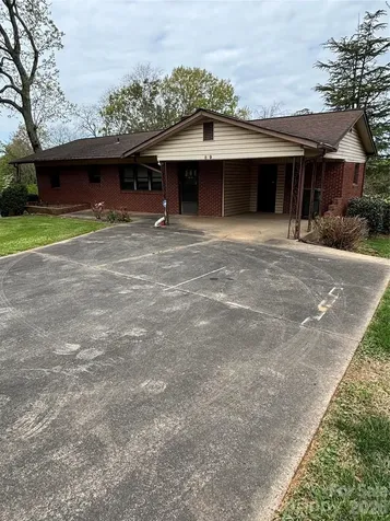 819 N Piedmont Avenue Kings Mountain NC 28086