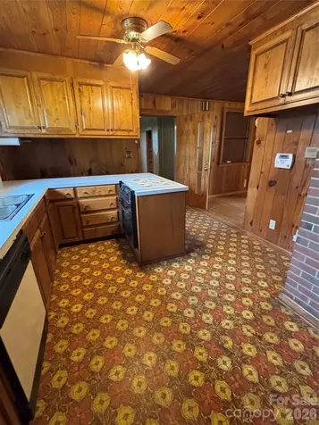 819 N Piedmont Avenue Kings Mountain NC 28086