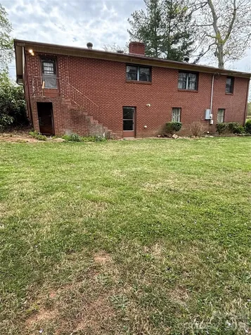819 N Piedmont Avenue Kings Mountain NC 28086