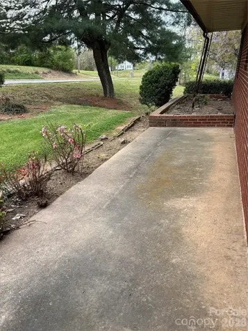 819 N Piedmont Avenue Kings Mountain NC 28086