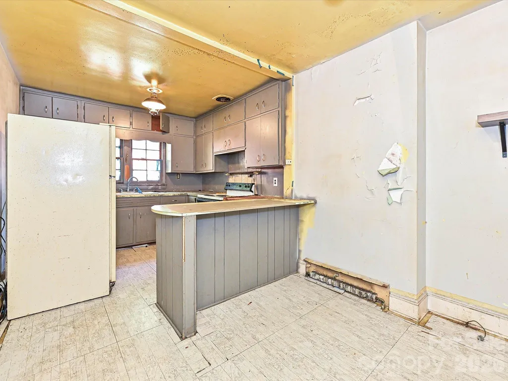 2629 Ringwood Street Charlotte NC 28208