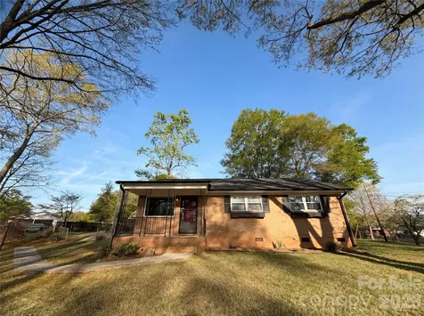290 Salem Avenue Dallas NC 28034