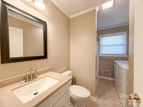 290 Salem Avenue Dallas NC 28034