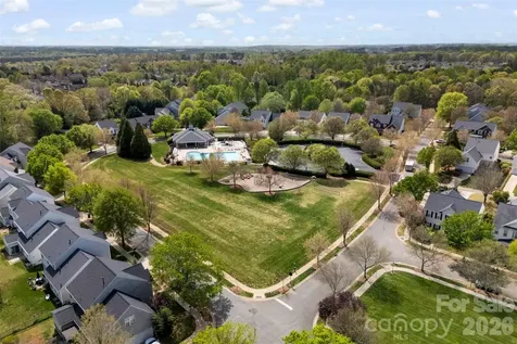 8122 Bridgegate Drive Huntersville NC 28078