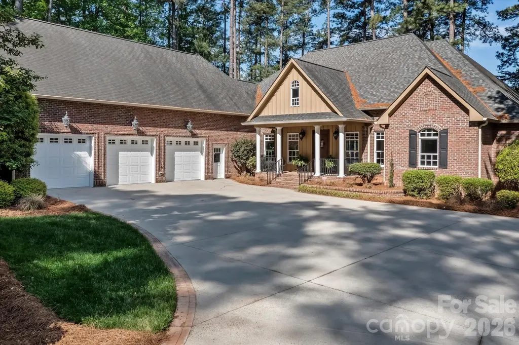 17821 Carlow Road Cornelius NC 28031