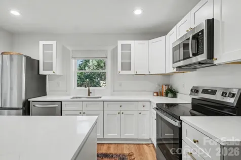 353 Kelly Street Statesville NC 28677