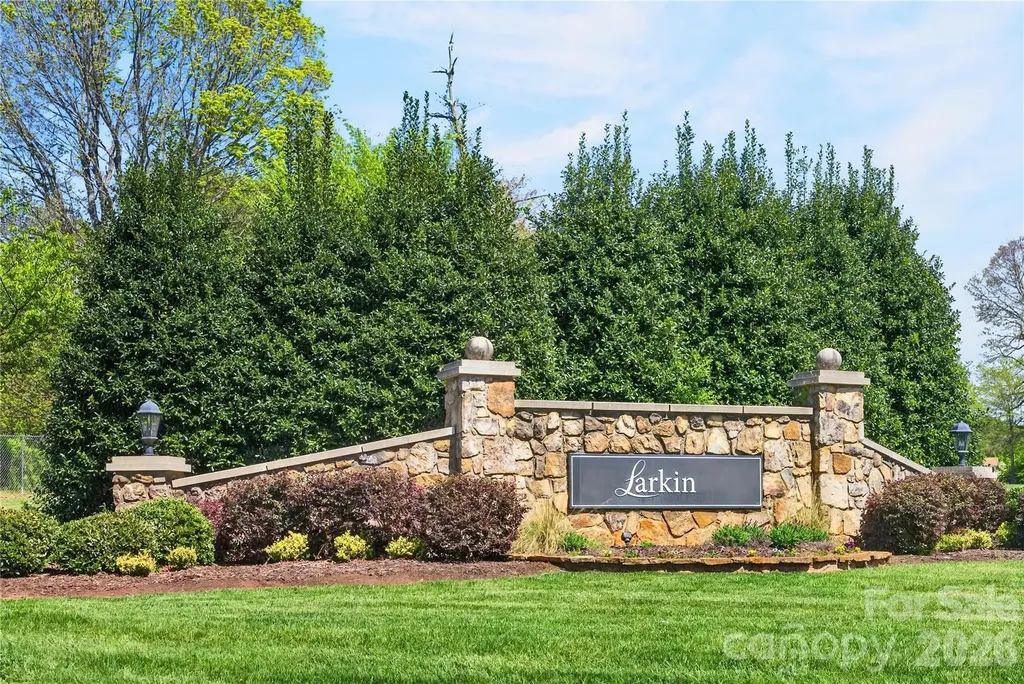 105 Brookshire Lane Statesville NC 28677