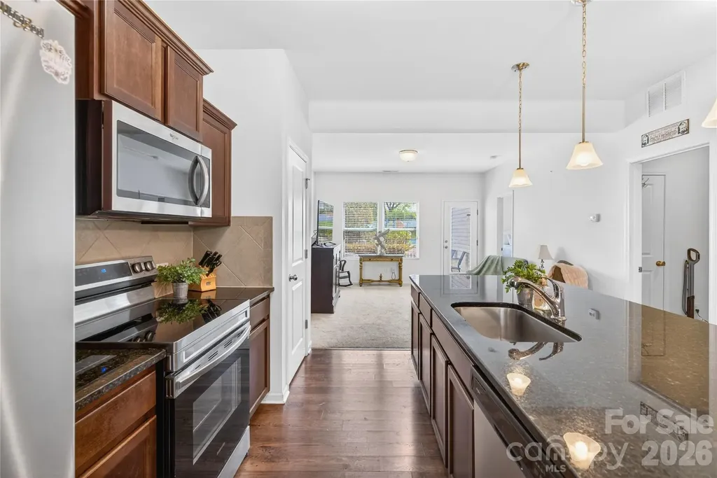 105 Brookshire Lane Statesville NC 28677