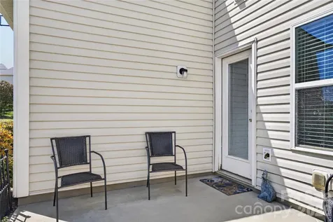 105 Brookshire Lane Statesville NC 28677