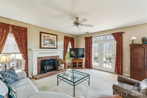 152 Lockerbie Lane Mooresville NC 28115