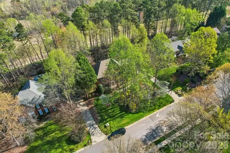 152 Lockerbie Lane Mooresville NC 28115