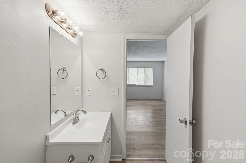 12023 Rock Canyon Drive Charlotte NC 28226