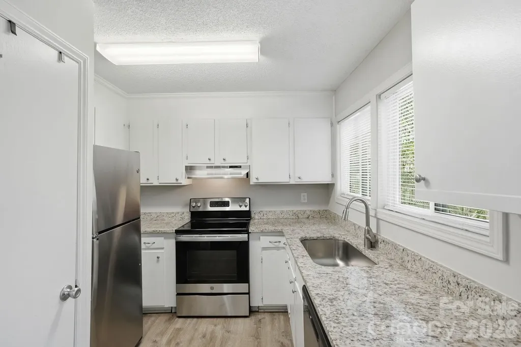 12023 Rock Canyon Drive Charlotte NC 28226