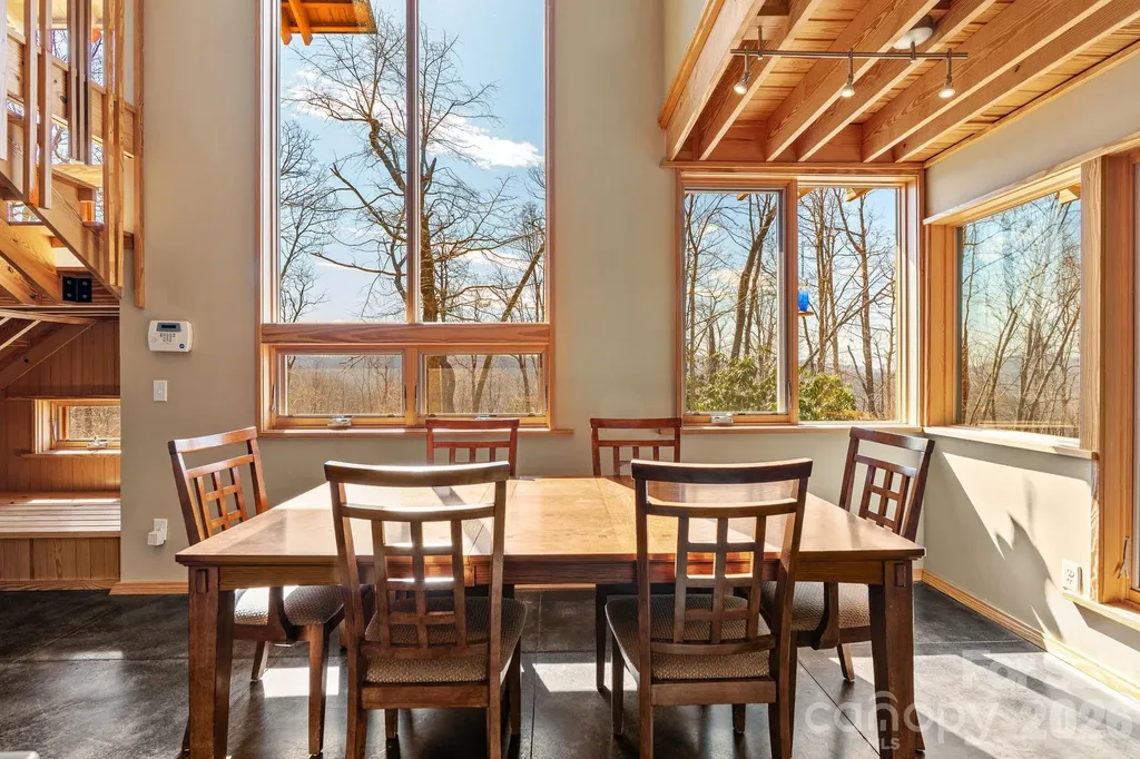 588 Long Branch Road Swannanoa NC 28778