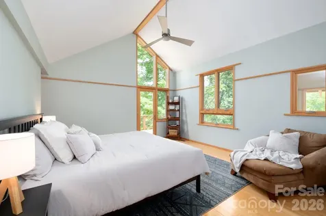 588 Long Branch Road Swannanoa NC 28778