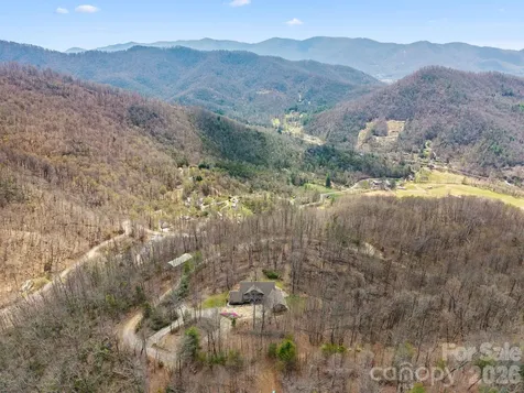 588 Long Branch Road Swannanoa NC 28778