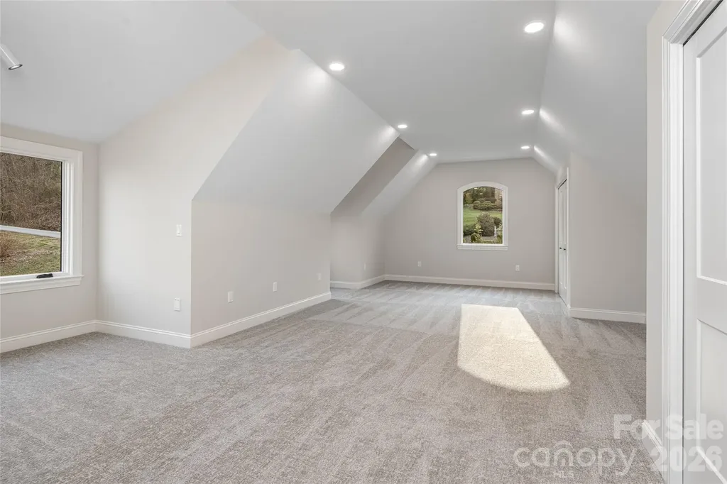 527 Falkirk Way Zirconia NC 28790