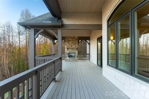 527 Falkirk Way Zirconia NC 28790