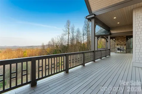 527 Falkirk Way Zirconia NC 28790