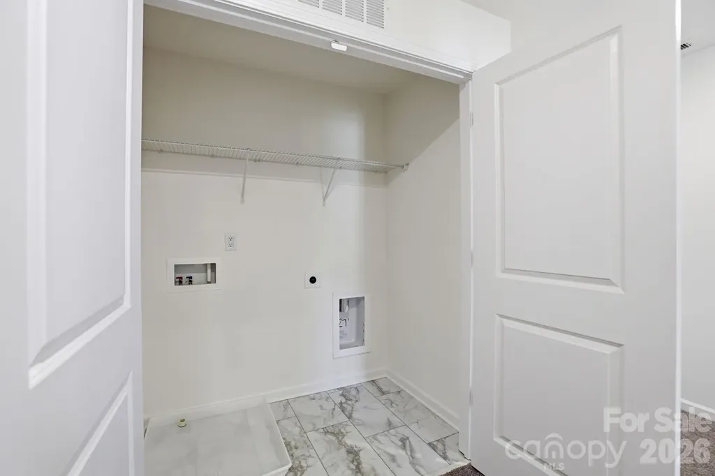 275 Harpers Run Lane Matthews NC 28104