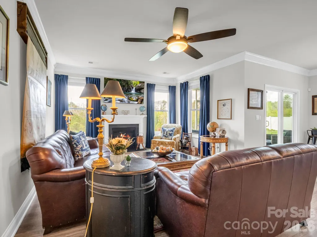 255 Fox Cove Road Hendersonville NC 28792