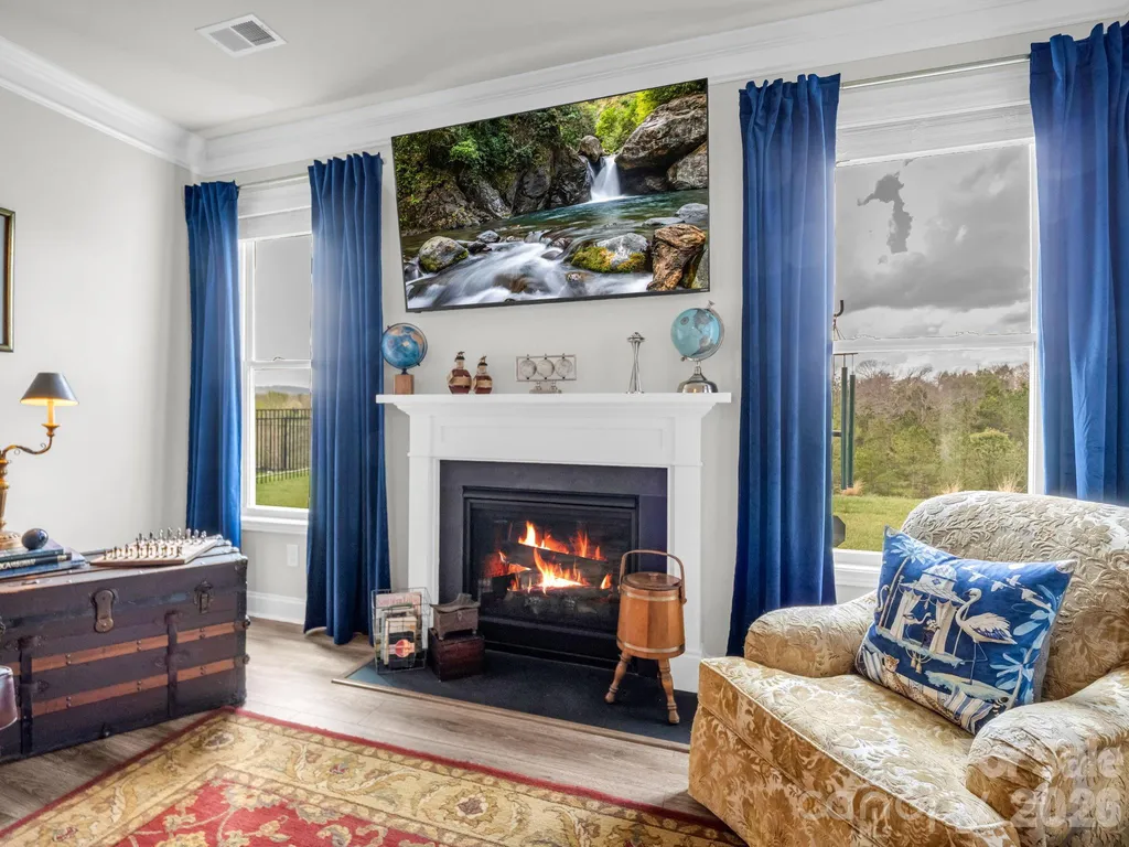 255 Fox Cove Road Hendersonville NC 28792