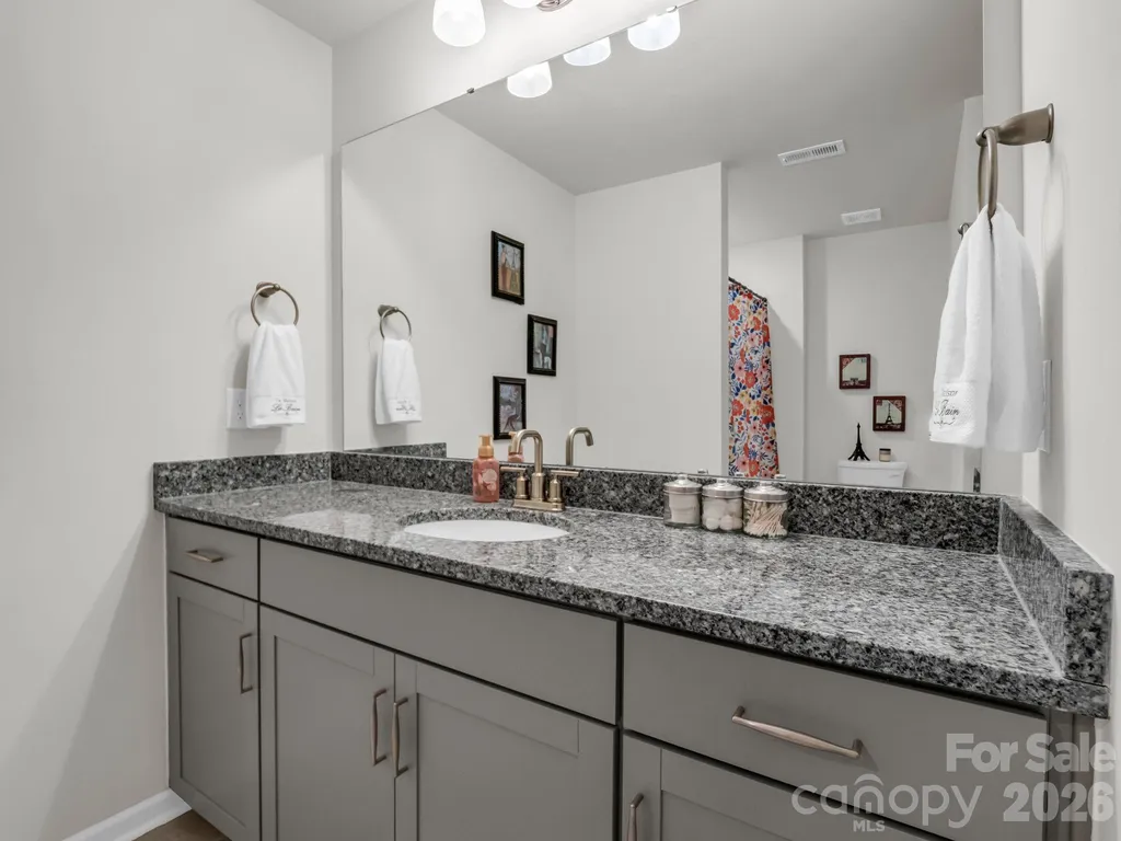 255 Fox Cove Road Hendersonville NC 28792