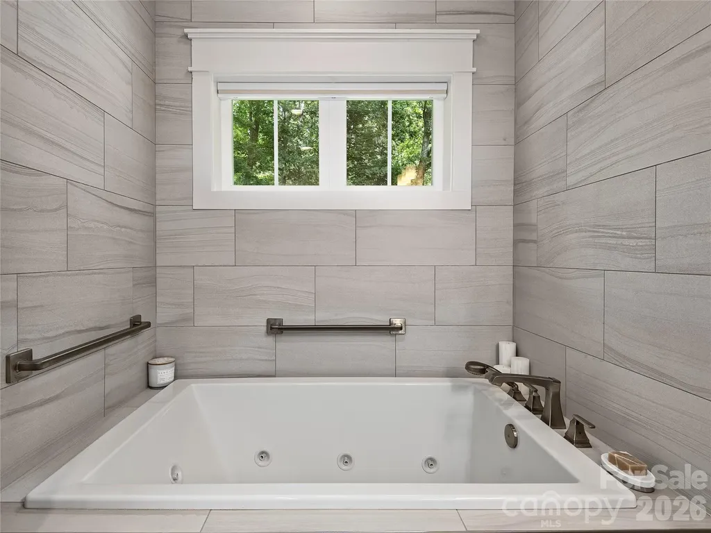 31 Cozy Cottage Way Arden NC 28704