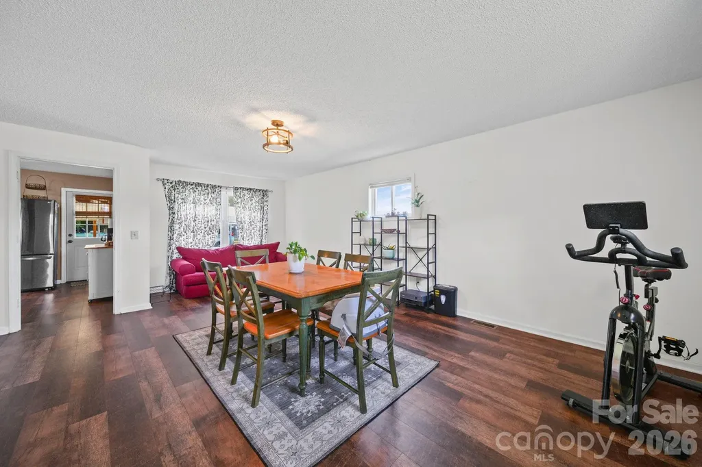 5949 Old Thompson Road Norwood NC 28128