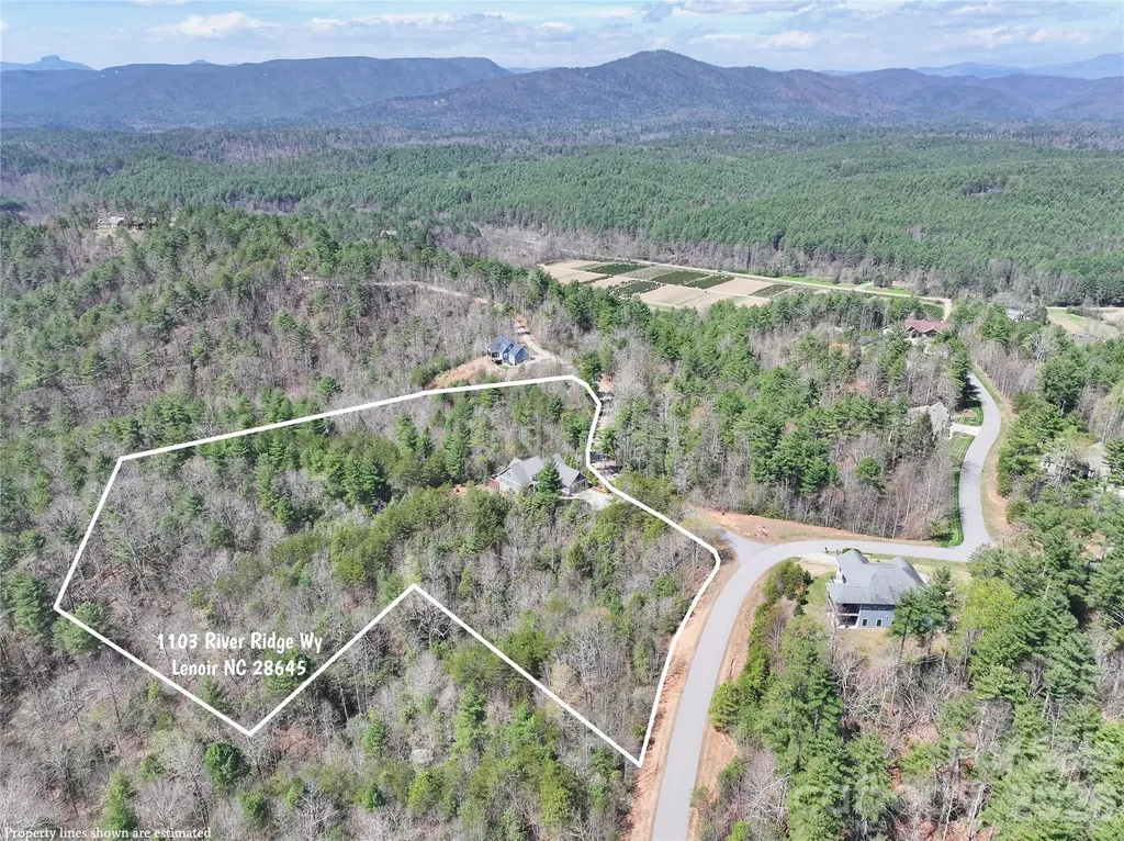 1103 River Ridge Way Lenoir NC 28645