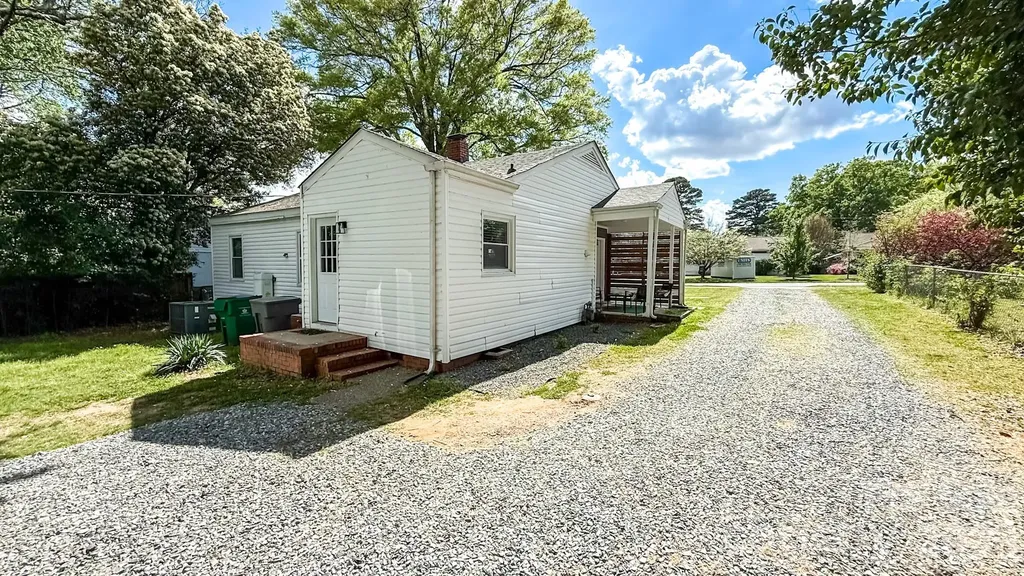 2601 Ashley Road Charlotte NC 28208