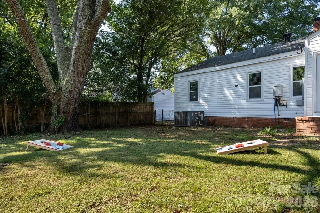 2601 Ashley Road Charlotte NC 28208