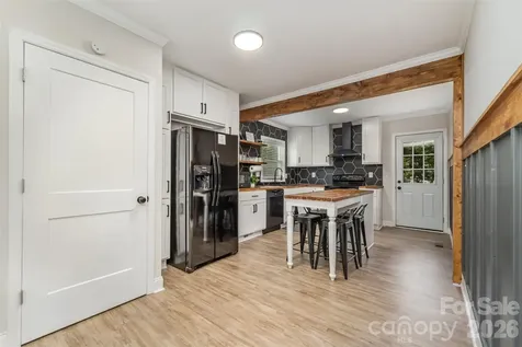 2601 Ashley Road Charlotte NC 28208