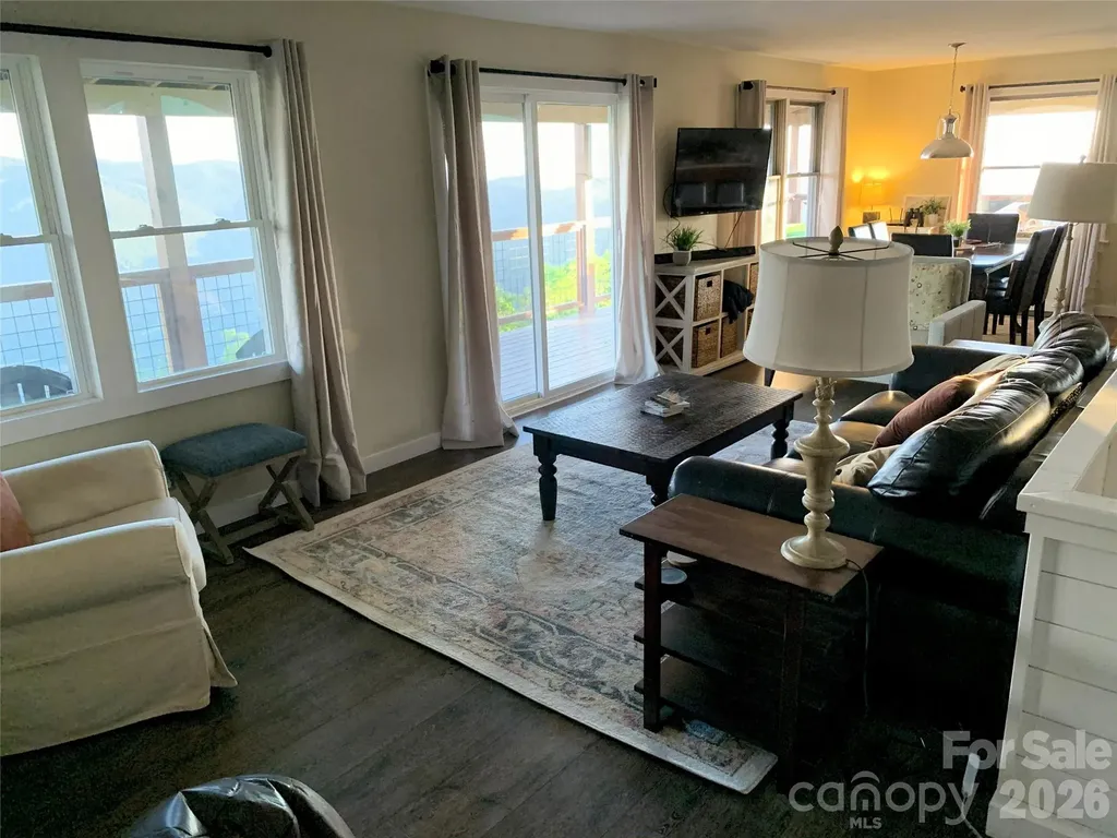 536 Lands End Lane Maggie Valley NC 28751