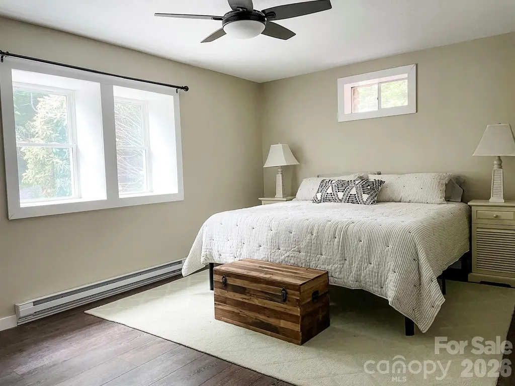 536 Lands End Lane Maggie Valley NC 28751