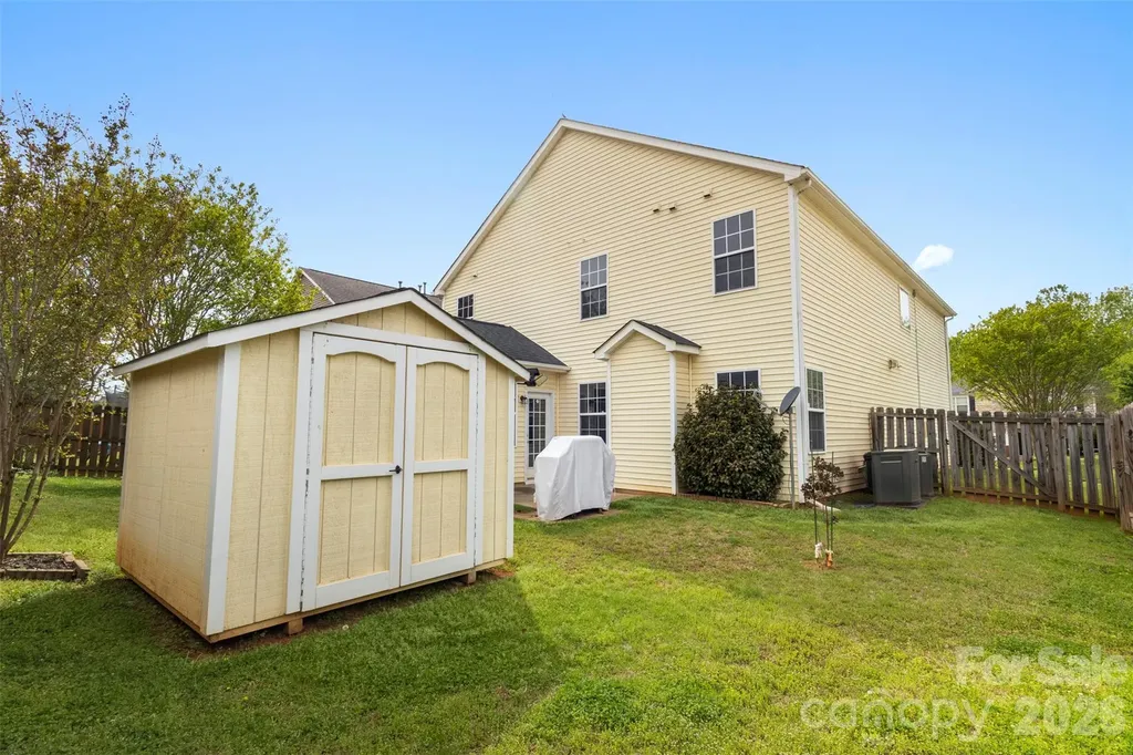 6625 Thistle Down Drive Harrisburg NC 28075