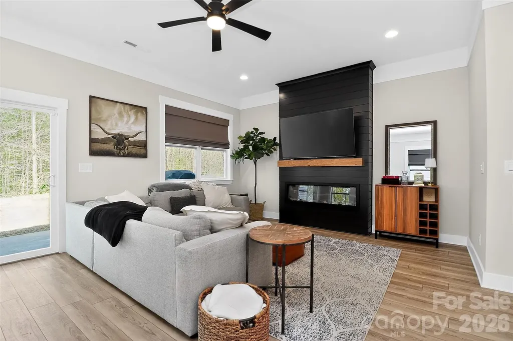 1101 Masefield Avenue Matthews NC 28105